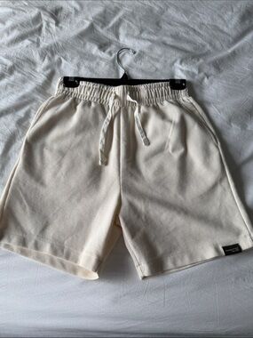 Zara Men's Cream Drawstring Waffle Shorts